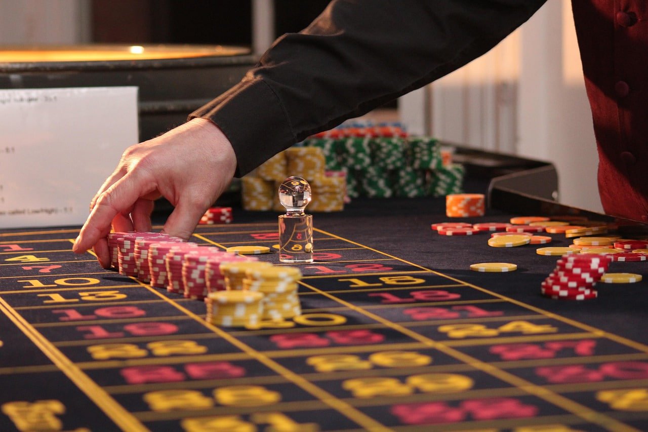 Filipino players enjoying ph56 sports betting and casino games on mobile
